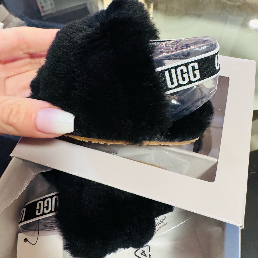 Ugg slippers for babies - Picture 4 of 4